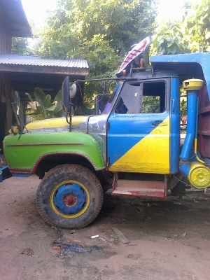 ขายดาวน์6ล้อหัวยาว45,000 ส่งต่อ38&times;8,500 หรือตัดสดราคาลดได้ ISUZU 165 เกียร์รอบช้า แชชซีสวย พ.เพาเวอร์ ช่วงล่างใหญ่FUSO กระบะดัมพ์สวยกระบอกใหญ่ สภาพพร้อมลุยงาน