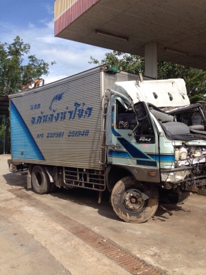 รถบรรทุก ุ6 ล้อใหญ๋ HINO  FC4JEKA