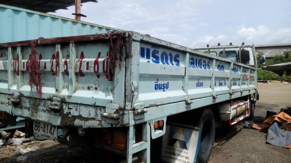 ขายรถ6ล้อเครื่อง175แรงยาว6เมตรพร้อมใช้งาน