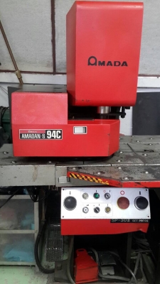 ขายเครื่องPunching Amadaเครื่องเจาะมีตัวจับแผ่นเดินเจาะ แต่เดินเจาะออโตได้ ถึง 3 มม.ขนาดแผ่น 900x300 มีแม่พิมพ์ punching  3-4ชุด.ครับ