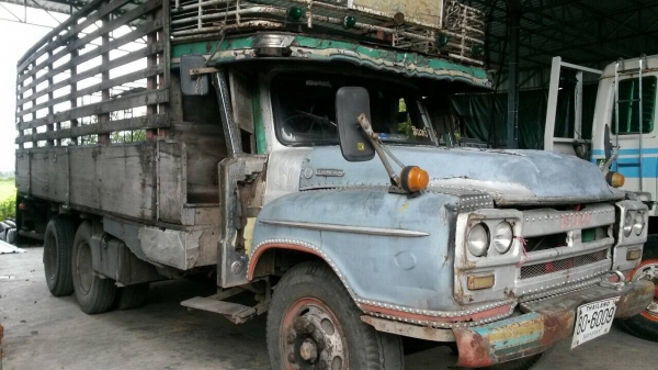 สิบล้อหัวยาว