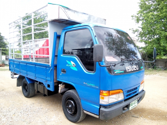 4 ล้อบรรทุก  *ไม่ติดเวลา*  ISUZU  *Euro.2*  NKR  100 แรงม้า   *ยาว 3.20 ม.* รถสวยเดิม+สวยจริง+พร้อมใช้งาน * มีเล่มพร้อมโอน *