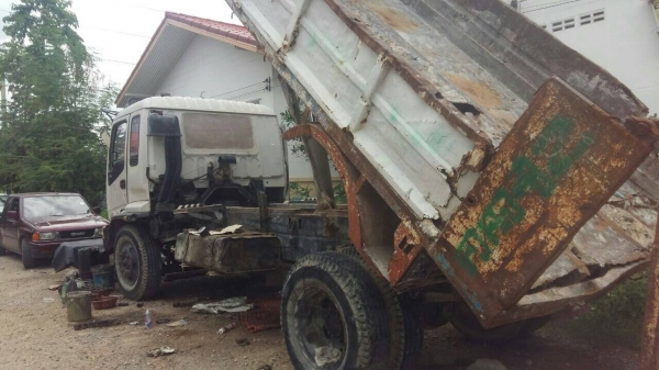 ขาย DECA195ปี40ดั้ม สภาพเครื่องดี คัทชีสวยมาก