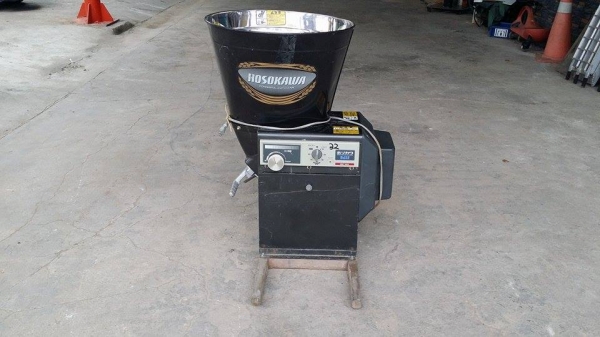 นำเข้าจากญี่ปุ่น เครื่องขัดข้าวขาวเก่าญี่ปุ่น HOSOKAWA รุ่น  BS15E สภาพดี