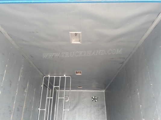 ตู้บรรทุก ตู้แห้ง 3 ประตู ยกลงจากรถ ISUZU NPR 120 แรง ภายในยาว 4.85 เมตร กว้าง 2.06 เมตร สูง 1.82 เมตร