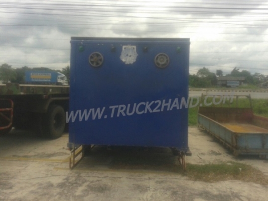 ตู้บรรทุก ตู้แห้ง 3 ประตู ยกลงจากรถ ISUZU NPR 120 แรง ภายในยาว 4.85 เมตร กว้าง 2.06 เมตร สูง 1.82 เมตร