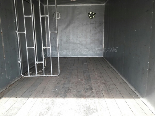 ตู้บรรทุก ตู้แห้ง 3 ประตู ยกลงจากรถ ISUZU NPR 120 แรง ภายในยาว 4.85 เมตร กว้าง 2.06 เมตร สูง 1.82 เมตร