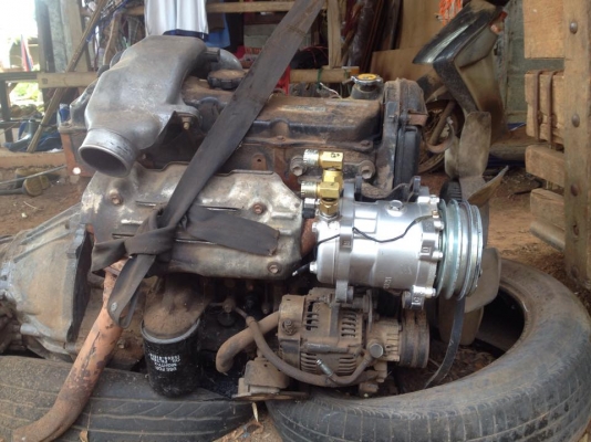 ขายเครื่อง+เกียร์ รถตู้ TOYOTA 2L ดีเซล สภาพดี อุปกรณ์ครบ