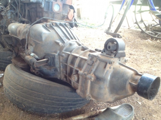 ขายเครื่อง+เกียร์ รถตู้ TOYOTA 2L ดีเซล สภาพดี อุปกรณ์ครบ