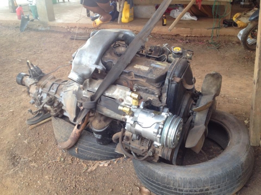 ขายเครื่อง+เกียร์ รถตู้ TOYOTA 2L ดีเซล สภาพดี อุปกรณ์ครบ