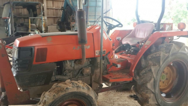 ขายด่วน แทรกเตอร์ L34