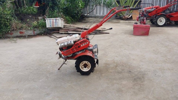 นำเข้าจากญี่ปุ่น รถพรวนดินเดินตาม KUBOTA  รุ่น T45 ขนาด 4 แรง เก่าญี่ปุ่น เครื่องยนต์ติดง่าย  สภาพดี