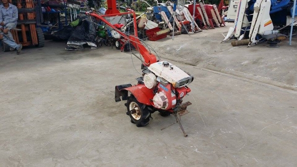 นำเข้าจากญี่ปุ่น รถพรวนดินเดินตาม KUBOTA  รุ่น T45 ขนาด 4 แรง เก่าญี่ปุ่น เครื่องยนต์ติดง่าย  สภาพดี
