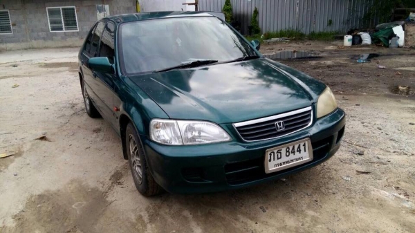 ขาย Citty ท้ายZ ปี2001 เกียร์ออโต้  LPG ลงเล่มเรียบร้อย  พร้อมใช้งานประหยัด  เอกสารพร้อมโอน