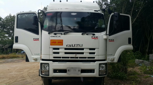 Isuzu deca fxz 360  รถ  22 ล้อ