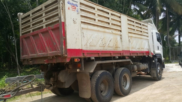 Isuzu deca fxz 360  รถ  22 ล้อ