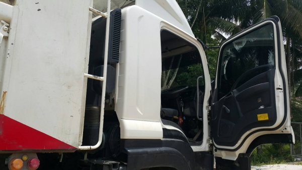 Isuzu deca fxz 360  รถ  22 ล้อ