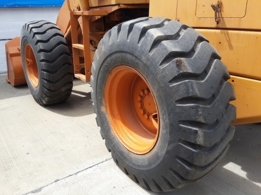 รถตักนำเข้าจากญี่ปุ่น Komutsu 510 #11708 กรองคู่ สภาพดี ราคาไม่แพง ติดต่อ ใหม่ 061-4194022 รถตักนำเข้าจากญี่ปุ่น Komutsu 510 #11708 กรองคู่ สภาพดี ราคาไม่แพง ติดต่อ ใหม่ 061-4194022