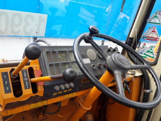 รถตักนำเข้าจากญี่ปุ่น Komutsu 510 #11708 กรองคู่ สภาพดี ราคาไม่แพง ติดต่อ ใหม่ 061-4194022 รถตักนำเข้าจากญี่ปุ่น Komutsu 510 #11708 กรองคู่ สภาพดี ราคาไม่แพง ติดต่อ ใหม่ 061-4194022