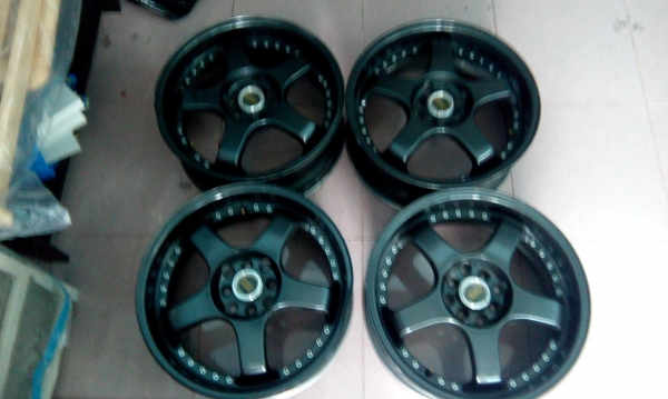 แม้ก 17 4/100/114  สีดำ5ก้านสวยๆ