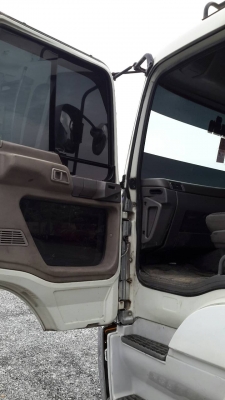 ขายHINO profia ไม่ดั้ม ,เครื่องp11แรงม้า320แรง,เกียร์ ฟูลเลอร์ อีตั้น10 เกียร์