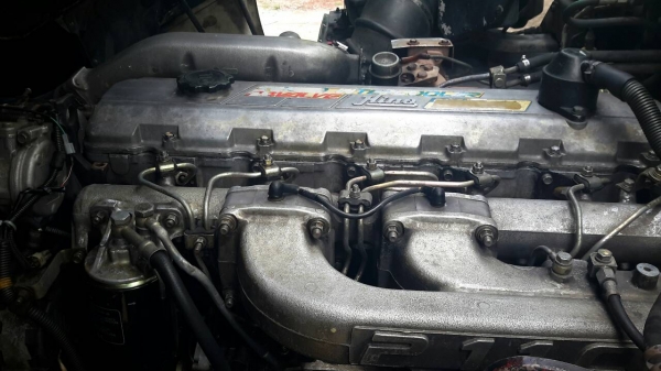 ขายHINO profia ไม่ดั้ม ,เครื่องp11แรงม้า320แรง,เกียร์ ฟูลเลอร์ อีตั้น10 เกียร์