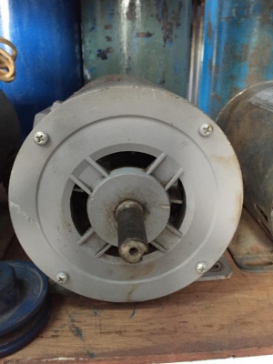ขายมอเตอร์ 0.5HP MITSUBISHI มือสองครับ ขายมอเตอร์ 0.5HP MITSUBISHI มือสองครับ