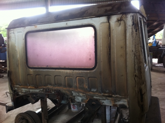 หัว Fuso ทิฟฟี่ ตามสภาพ แต่เคาะ ปะผุไว้แล้ว เหลือแค่ทำสีใหม่