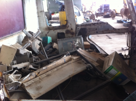 หัว Fuso ทิฟฟี่ ตามสภาพ แต่เคาะ ปะผุไว้แล้ว เหลือแค่ทำสีใหม่