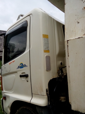 6ล้อดั๊มฮีโนเมกก้า 175แรงปี50ดั๊มสามมิตร6เกียเดินหน้า 855000