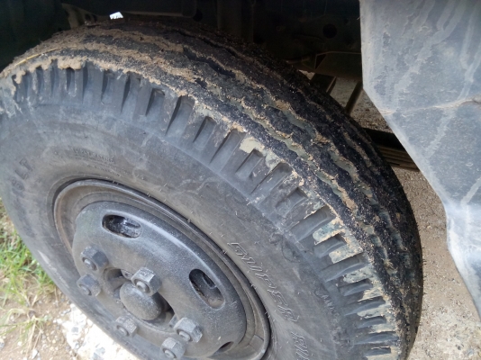 6ล้อดั๊มฮีโนเมกก้า 175แรงปี50ดั๊มสามมิตร6เกียเดินหน้า 855000