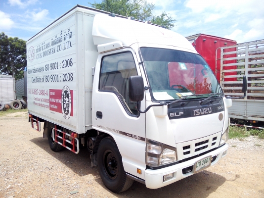 4 ล้อบรรทุก * ไม่ติดเวลา * ISUZU  *Euro.2*  NKR  100 แรงม้า *ยาว 3.20 ม.* รถสวยเดิม+สวยจริง * รถห้างแท้ * มีเล่มพร้อม*  (ปี51)