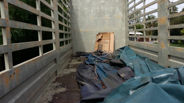 หกล้อ! ฮีโน้ FF3H195 ปี39 กะบะเหล็ก ยาว 7.20ม แอร์ เวอร์ ทิฟฟี ยาง900 ทะเบียนพร้อมโอน ราคา 595,000บ หกล้อ! ฮีโน้ FF3H195 ปี39 กะบะเหล็ก ยาว 7.20ม แอร์ เวอร์ ทิฟฟี ยาง900 ทะเบียนพร้อมโอน ราคา 595,000บ