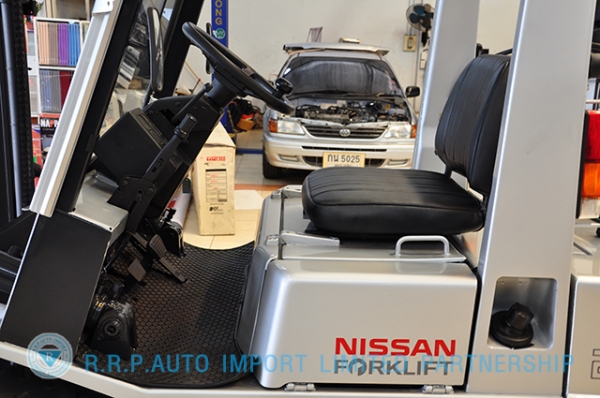 ขายรถโฟล์คลิฟท์มือสอง NISSAN  รุ่น PH02 ราคา 175,000 บาท นำเข้าจากประเทศญี่ปุ่น 100\% ไม่เคยใช้งานในไทย