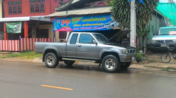 ขายรถTOYOTA 4x4(ประกอบนอก) ขายรถTOYOTA 4x4(ประกอบนอก)