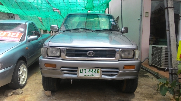 ขายรถTOYOTA 4x4(ประกอบนอก) ขายรถTOYOTA 4x4(ประกอบนอก)