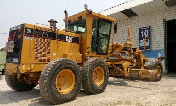 รถเกรด CAT 140H #2ZK01248 รถนำเข้าจากUSA มี Scatify ราคาไม่แพง สภาพพร้อมใช้งาน สนใจติดต่อ ใหม่ 061-4194022