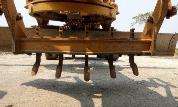 รถเกรด CAT 140H #2ZK01248 รถนำเข้าจากUSA มี Scatify ราคาไม่แพง สภาพพร้อมใช้งาน สนใจติดต่อ ใหม่ 061-4194022