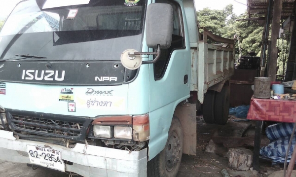 ขายหกล้อดัพม์ ISUZU. NPR 120 ฝาขาว พวงมาลัยเพาเวอ แอร์ มีสโล โทร.086-7383532 ขายหกล้อดัพม์ ISUZU. NPR 120 ฝาขาว พวงมาลัยเพาเวอ แอร์ มีสโล โทร.086-7383532