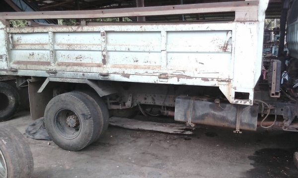 ขายหกล้อดัพม์ ISUZU. NPR 120 ฝาขาว พวงมาลัยเพาเวอ แอร์ มีสโล โทร.086-7383532 ขายหกล้อดัพม์ ISUZU. NPR 120 ฝาขาว พวงมาลัยเพาเวอ แอร์ มีสโล โทร.086-7383532