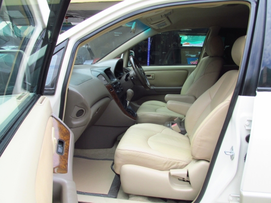 HARRIER 3.0 RX300 AT ปี2005 ไม่มีชน มีเล่มพร้อมโอน HARRIER 3.0 RX300 AT ปี2005 ไม่มีชน มีเล่มพร้อมโอน