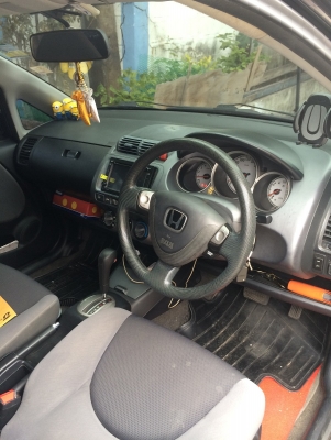 ขาย Honda Jazz  รถปี05 i-dsi วิ่งน้อย ผู้หญิงใช้