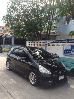 ขาย Honda Jazz  รถปี05 i-dsi วิ่งน้อย ผู้หญิงใช้