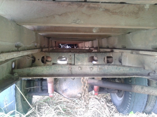 ขายรถบรรทุก6ล้อคอก HINO FC4J เครื่อง JO5C 145 แรง ยาว5.50เมตรภายในคอลโชลดี เบาะที่นั่งขาด หัวตีเก็บสี ยางด้อย คัสชีส์สวย เครื่องมีอ่อนนิดๆ ตามสภาพครับ