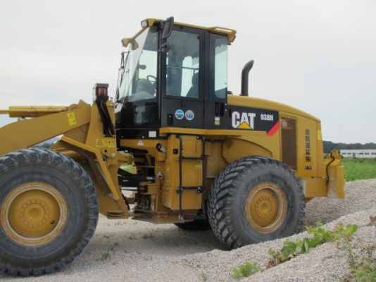CATERPILLAR 938H 360ชม. สนใจสั่งนำเข้าจากญี่ปุ่นได้ครับ เรานำเข้ามาให้ทางลูกค้าได้ CATERPILLAR 938H 360ชม. สนใจสั่งนำเข้าจากญี่ปุ่นได้ครับ เรานำเข้ามาให้ทางลูกค้าได้