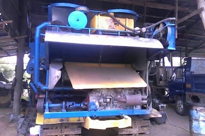 ขายรถเกี่ยวข้าว เกษตรพัฒนาตัวเดิน12 เครื่องอีซูซุ210 อุ้มดีสภาพพร้อมใช้งาน เครื่องดีช่วงล่างดีโซ่ดี พร้อมลงงาน