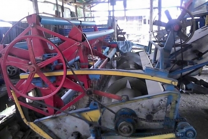 ขายรถเกี่ยวข้าว เกษตรพัฒนาตัวเดิน12 เครื่องอีซูซุ210 อุ้มดีสภาพพร้อมใช้งาน เครื่องดีช่วงล่างดีโซ่ดี พร้อมลงงาน