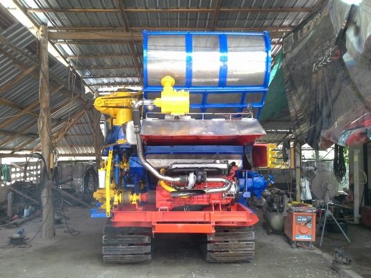 เสร็จแล้วครับ ขาย ไทยเจริญ เดิน 10 ht  เครื่องมิตตซู 220 ปั้มไดกิ้น 22