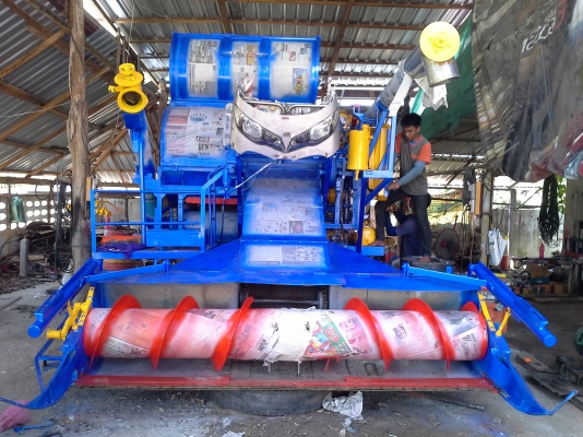 เสร็จแล้วครับ ขาย ไทยเจริญ เดิน 10 ht  เครื่องมิตตซู 220 ปั้มไดกิ้น 22