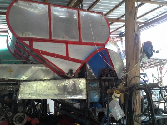 เสร็จแล้วครับ ขาย ไทยเจริญ เดิน 10 ht  เครื่องมิตตซู 220 ปั้มไดกิ้น 22